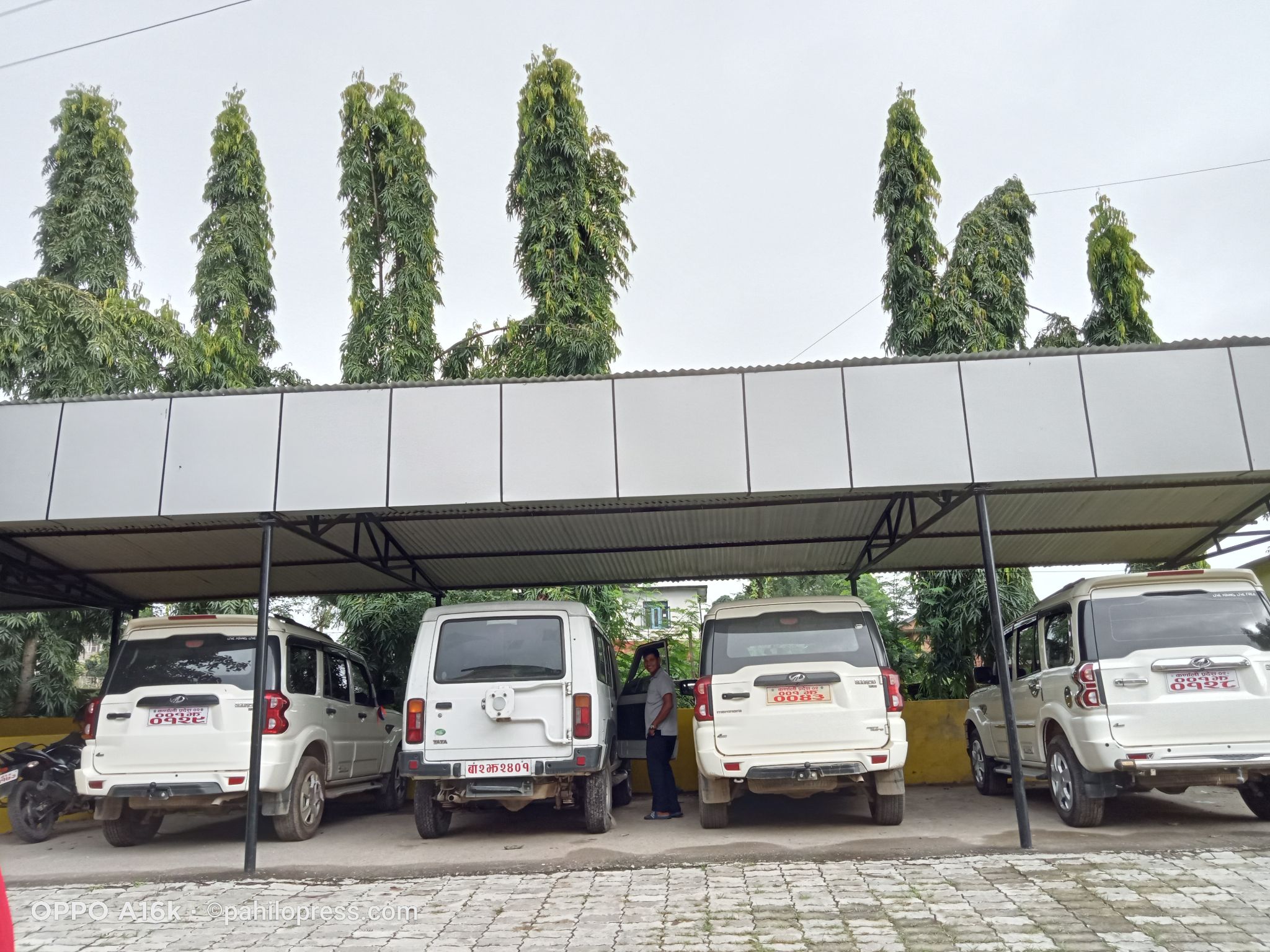 उपसभामुख घर्ति चढने गाडी कोहलपुरमा दुर्घटना, चालक प्रहरी नियन्त्रणमा